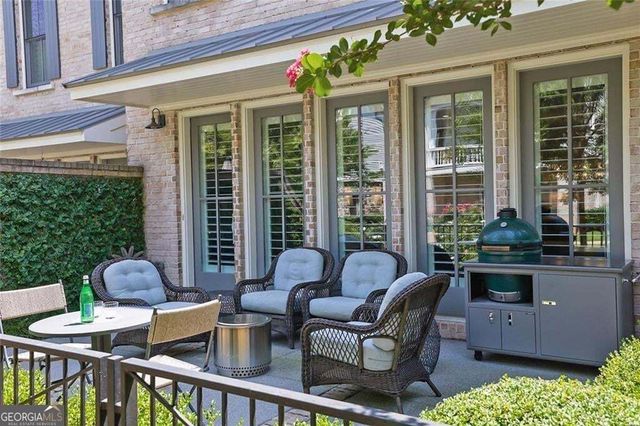 150 Forrest Alley, Roswell, GA 30075