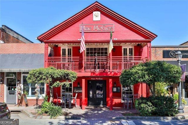 150 Forrest Alley, Roswell, GA 30075