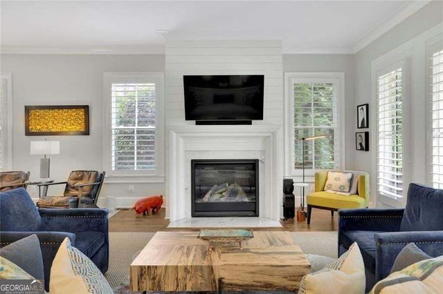 150 Forrest Alley, Roswell, GA 30075