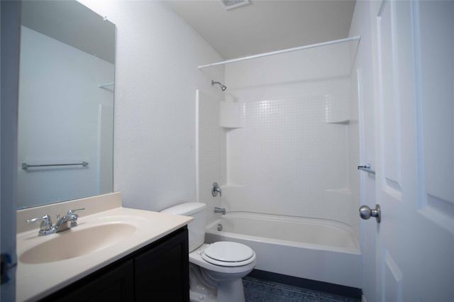 1412 Lone Pine Drive, Little Elm, TX 75068