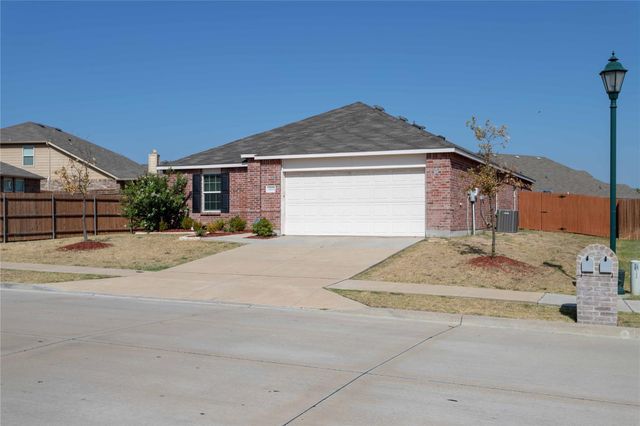 1412 Lone Pine Drive, Little Elm, TX 75068