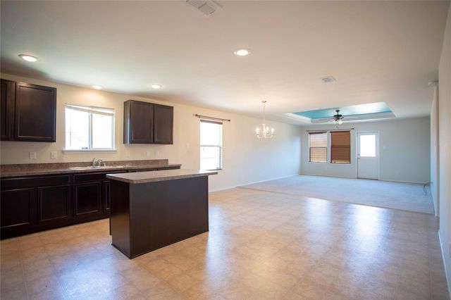 1412 Lone Pine Drive, Little Elm, TX 75068