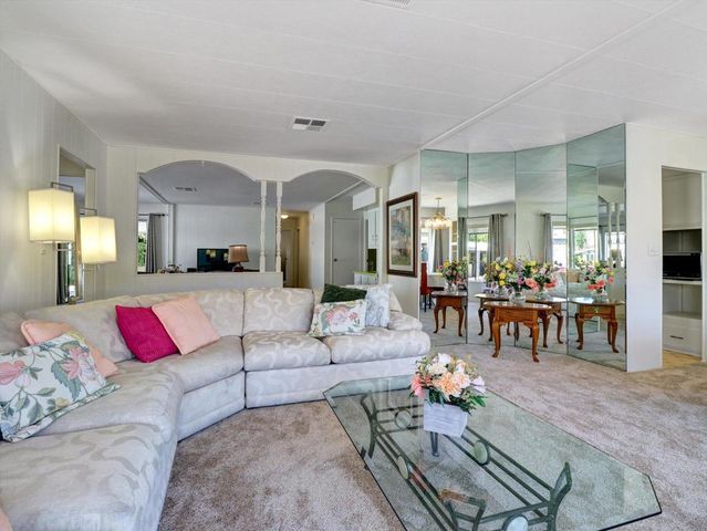 49305 Hwy 74 Spc 7, Palm Desert, CA 92260