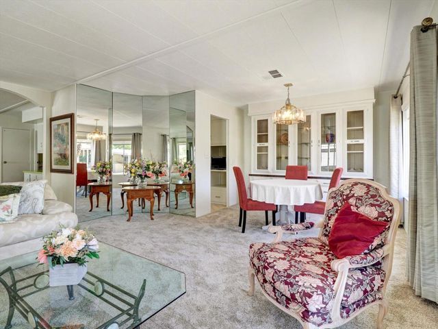 49305 Hwy 74 Spc 7, Palm Desert, CA 92260