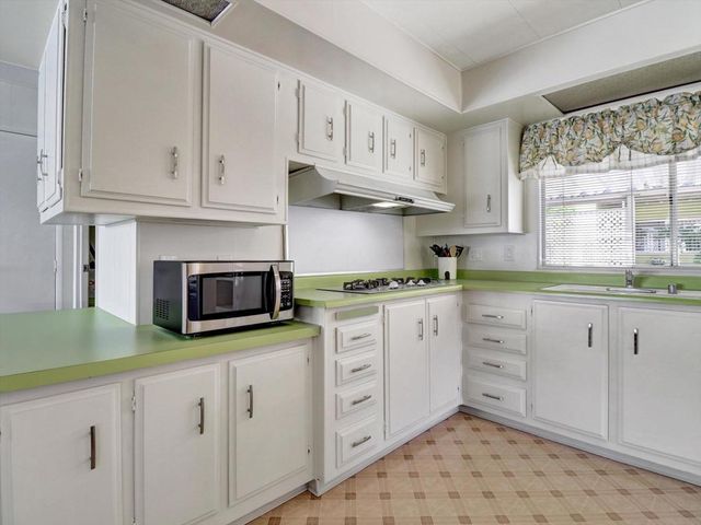 49305 Hwy 74 Spc 7, Palm Desert, CA 92260