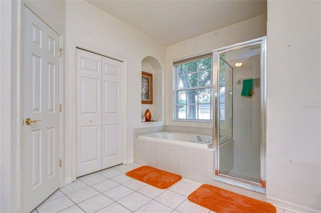 2202 LONGMORE CIRCLE, Valrico, FL 33596