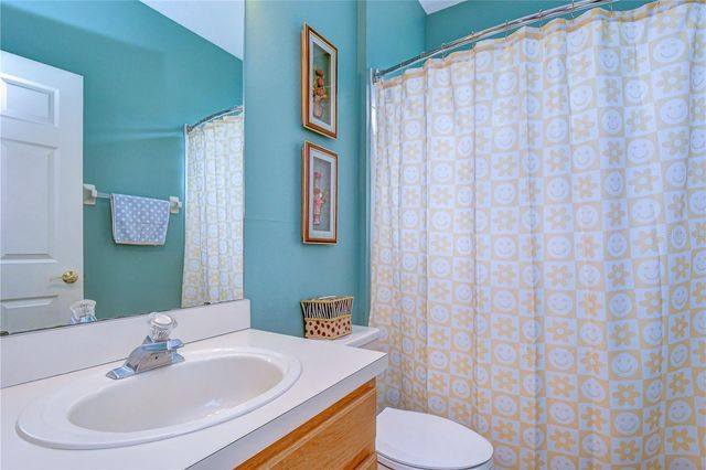 2202 LONGMORE CIRCLE, Valrico, FL 33596