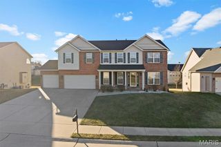 2728 Lauren Lake Drive, Shiloh, IL 62221