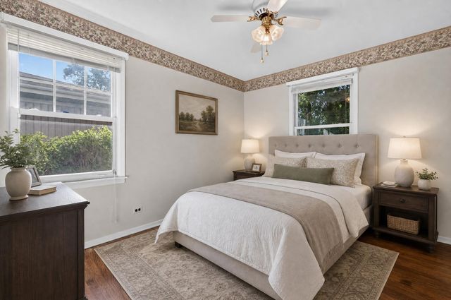 701 W Maude Avenue, Arlington Heights, IL 60004
