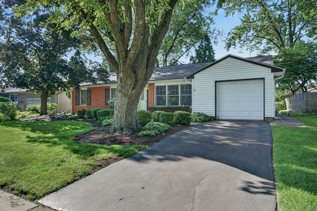 701 W Maude Avenue, Arlington Heights, IL 60004
