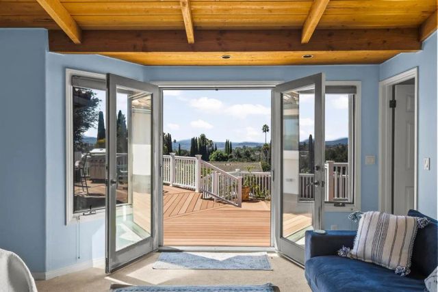 141 Helen Way, San Diego, CA 92025