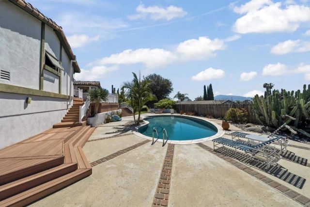 141 Helen Way, San Diego, CA 92025