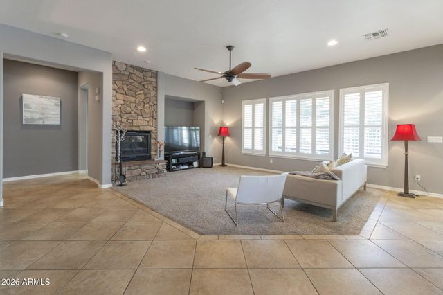 3380 S Holguin Way, Chandler, AZ 85248