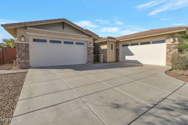 3380 S Holguin Way, Chandler, AZ 85248