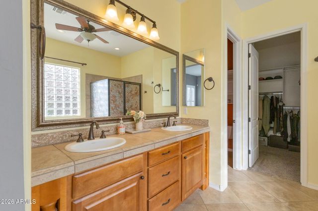 3380 S Holguin Way, Chandler, AZ 85248