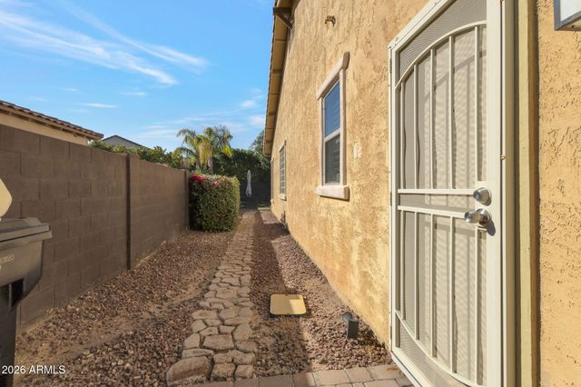 3380 S Holguin Way, Chandler, AZ 85248