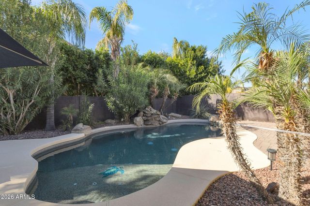 3380 S Holguin Way, Chandler, AZ 85248