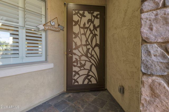 3380 S Holguin Way, Chandler, AZ 85248