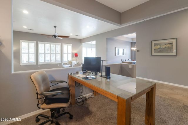 3380 S Holguin Way, Chandler, AZ 85248