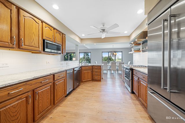 26002 S Cambridge Drive, Crete, IL 60417