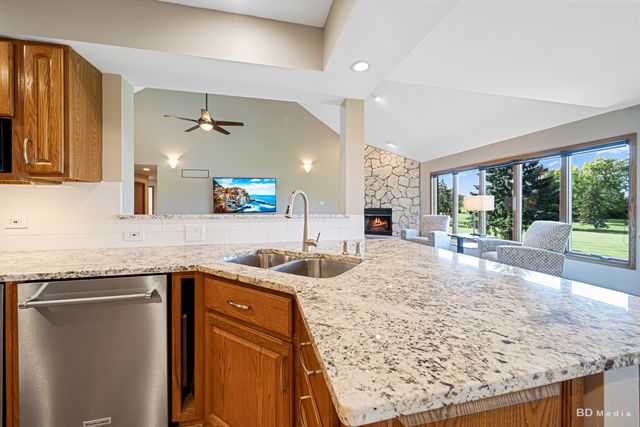 26002 S Cambridge Drive, Crete, IL 60417