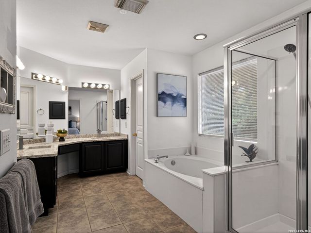 11239 Jadestone Blvd, San Antonio, TX 78249