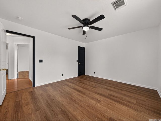 11239 Jadestone Blvd, San Antonio, TX 78249