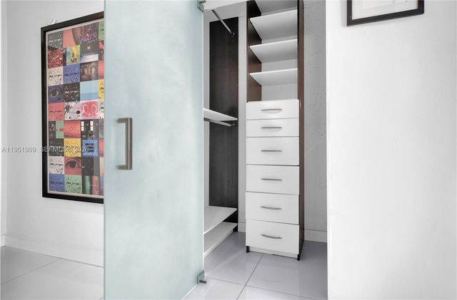 2001 Biscayne Blvd 3213, Miami, FL 33137