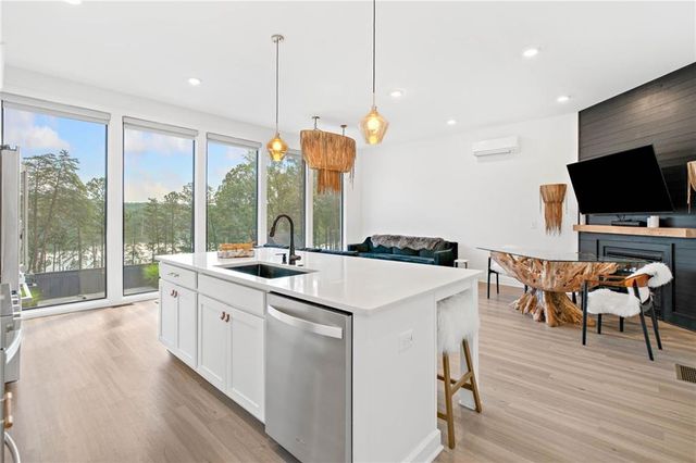 103 Marina Parc Drive, Waleska, GA 30183