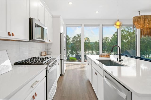 103 Marina Parc Drive, Waleska, GA 30183