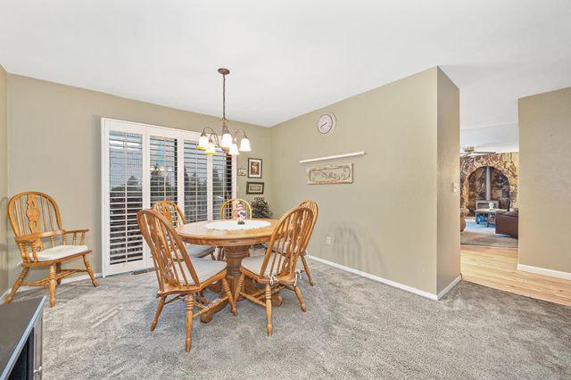 2818 Alhambra Drive, Cameron Park, CA 95682
