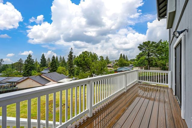 2818 Alhambra Drive, Cameron Park, CA 95682