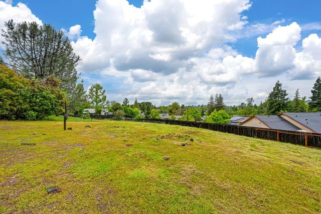 2818 Alhambra Drive, Cameron Park, CA 95682