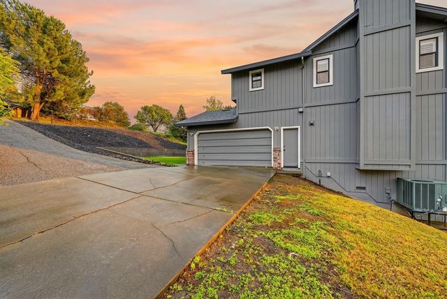 2818 Alhambra Drive, Cameron Park, CA 95682