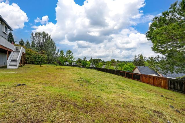 2818 Alhambra Drive, Cameron Park, CA 95682