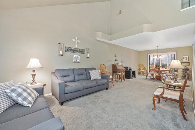 2818 Alhambra Drive, Cameron Park, CA 95682