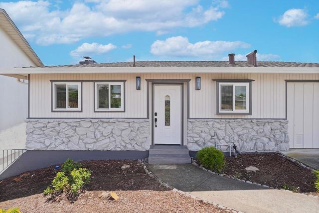 3513 Hillcrest Drive, Belmont, CA 94002