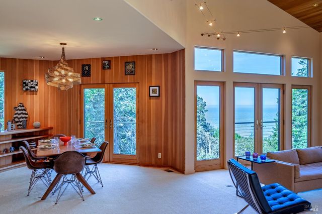 35148 Crows Nest Dr, The Sea Ranch, CA 95497