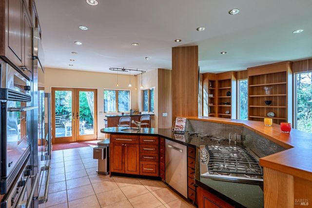 35148 Crows Nest Dr, The Sea Ranch, CA 95497