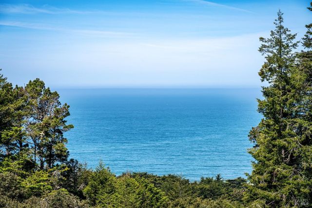 35148 Crows Nest Dr, The Sea Ranch, CA 95497