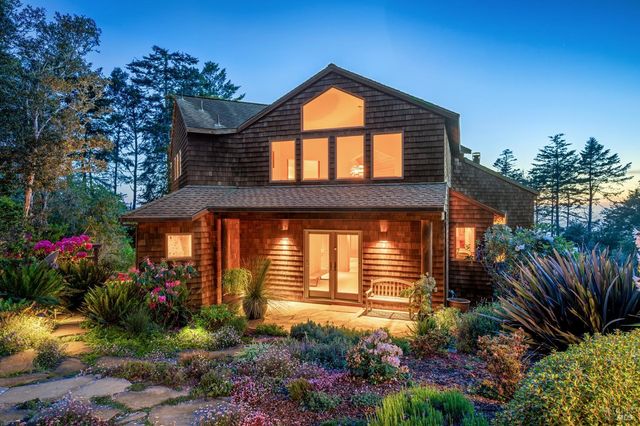 35148 Crows Nest Dr, The Sea Ranch, CA 95497