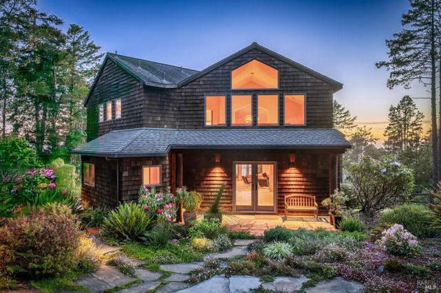 35148 Crows Nest Dr, The Sea Ranch, CA 95497