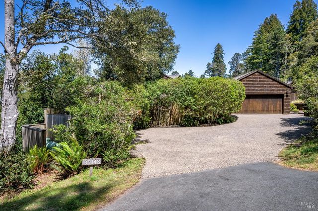 35148 Crows Nest Dr, The Sea Ranch, CA 95497