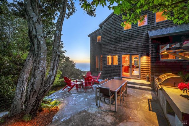 35148 Crows Nest Dr, The Sea Ranch, CA 95497
