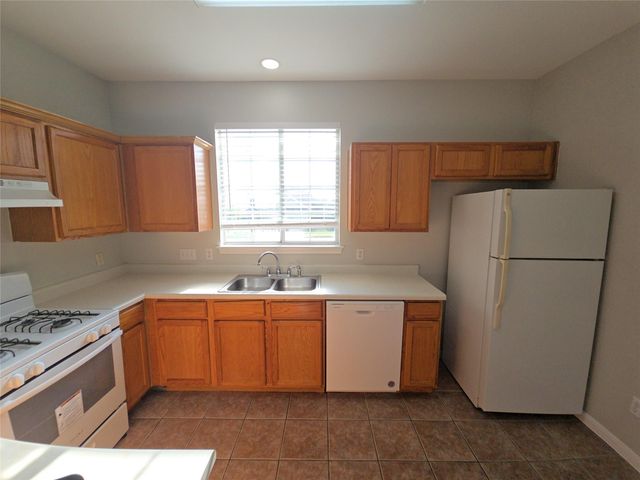 2817 Southampton WAY B, Round Rock, TX 78664