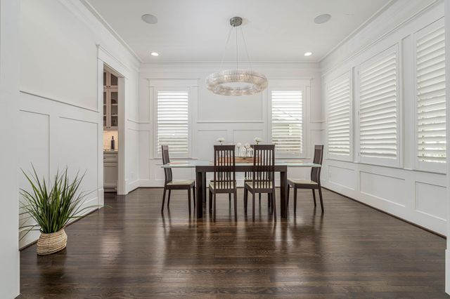 808 Merrill Street, Houston, TX 77009