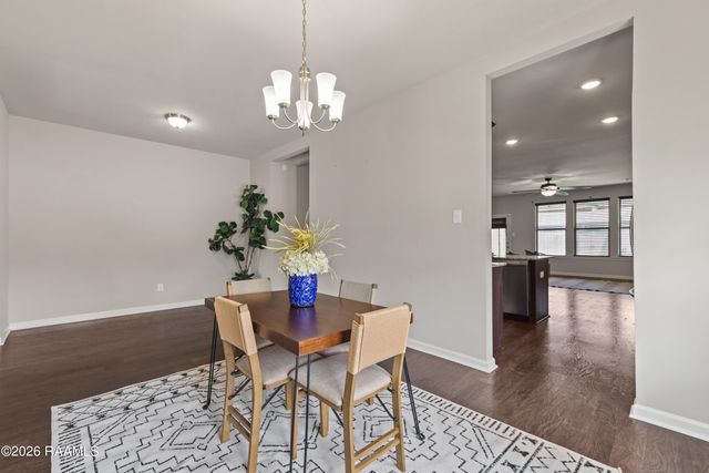 535 Cautillion Drive, Youngsville, LA 70592