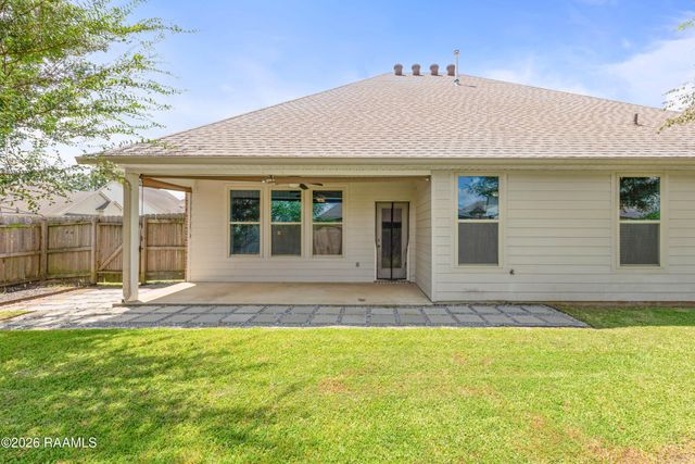 535 Cautillion Drive, Youngsville, LA 70592