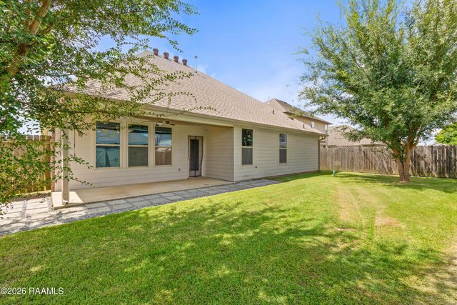 535 Cautillion Drive, Youngsville, LA 70592