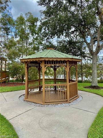 8929 Spring Mountain WAY, Fort Myers, FL 33908